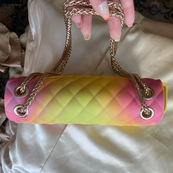 Rubber Neon Gradient Quilted Chain Bag - Picture 6 of 11